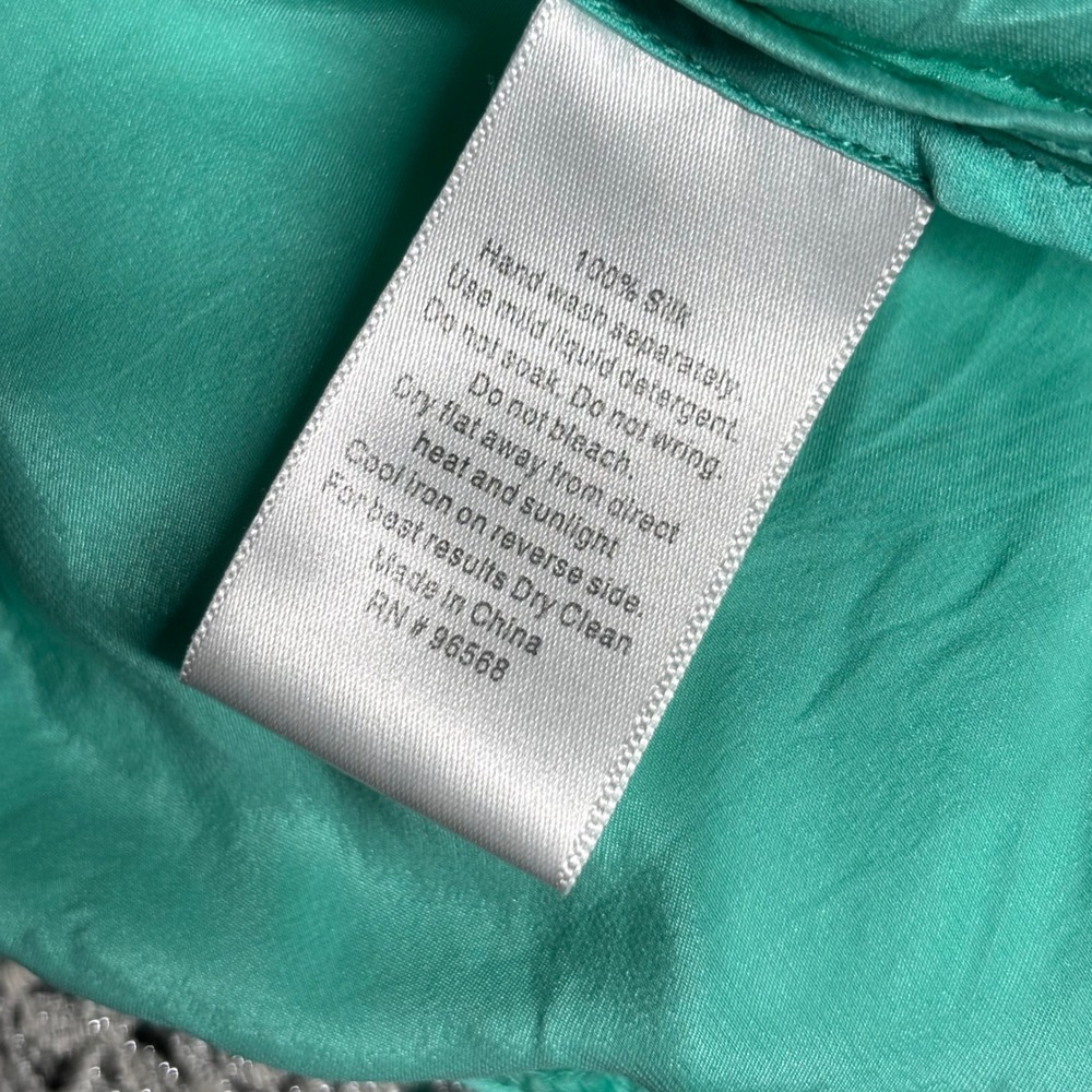 VTG Charlotte Y2K Seafoam Green 100% Silk Cami Top Medium Crochet Trim EUC - Picture 6 of 7